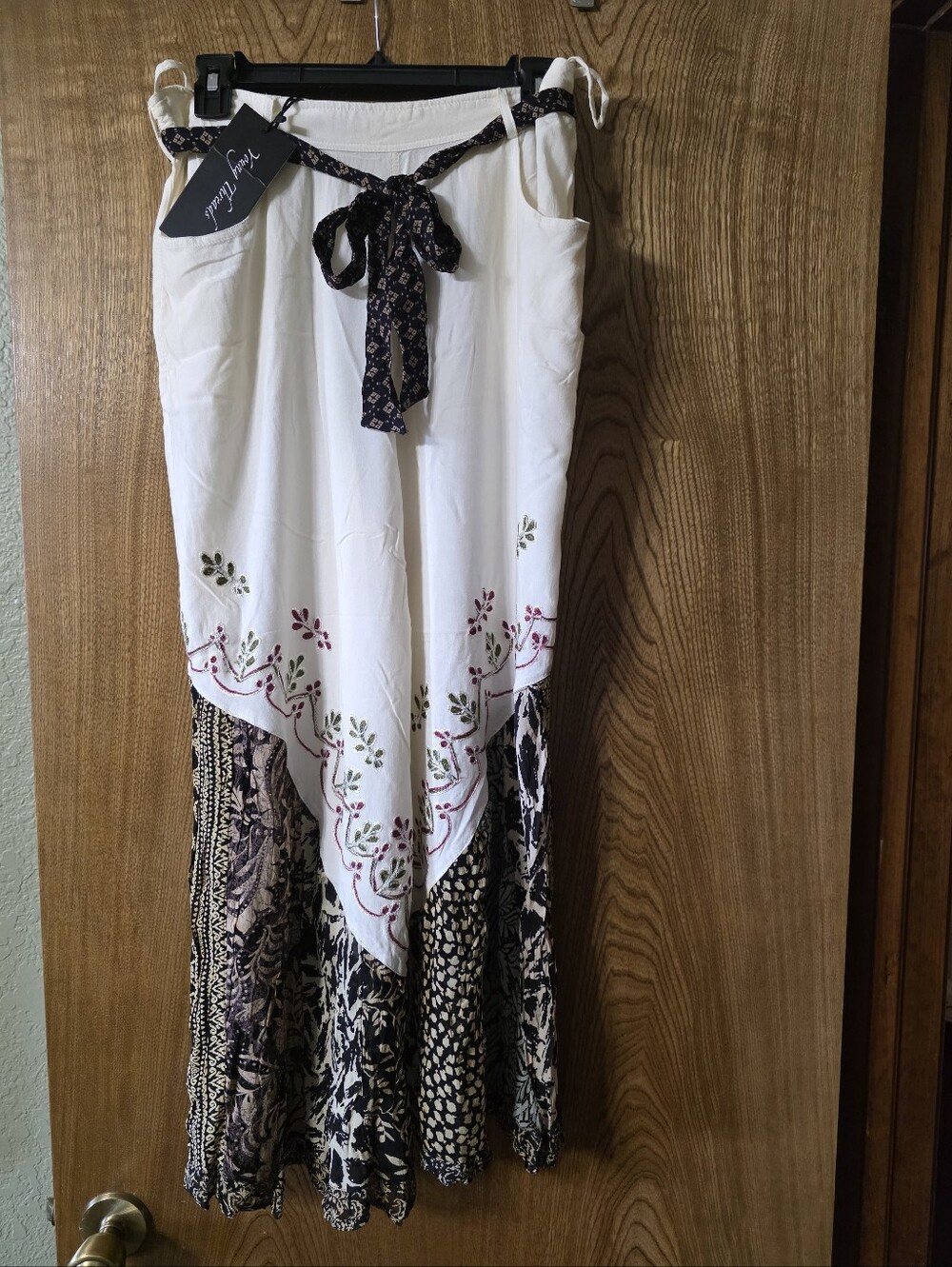 Embroidered Wide Leg Patchwork Pants in Cream and Black